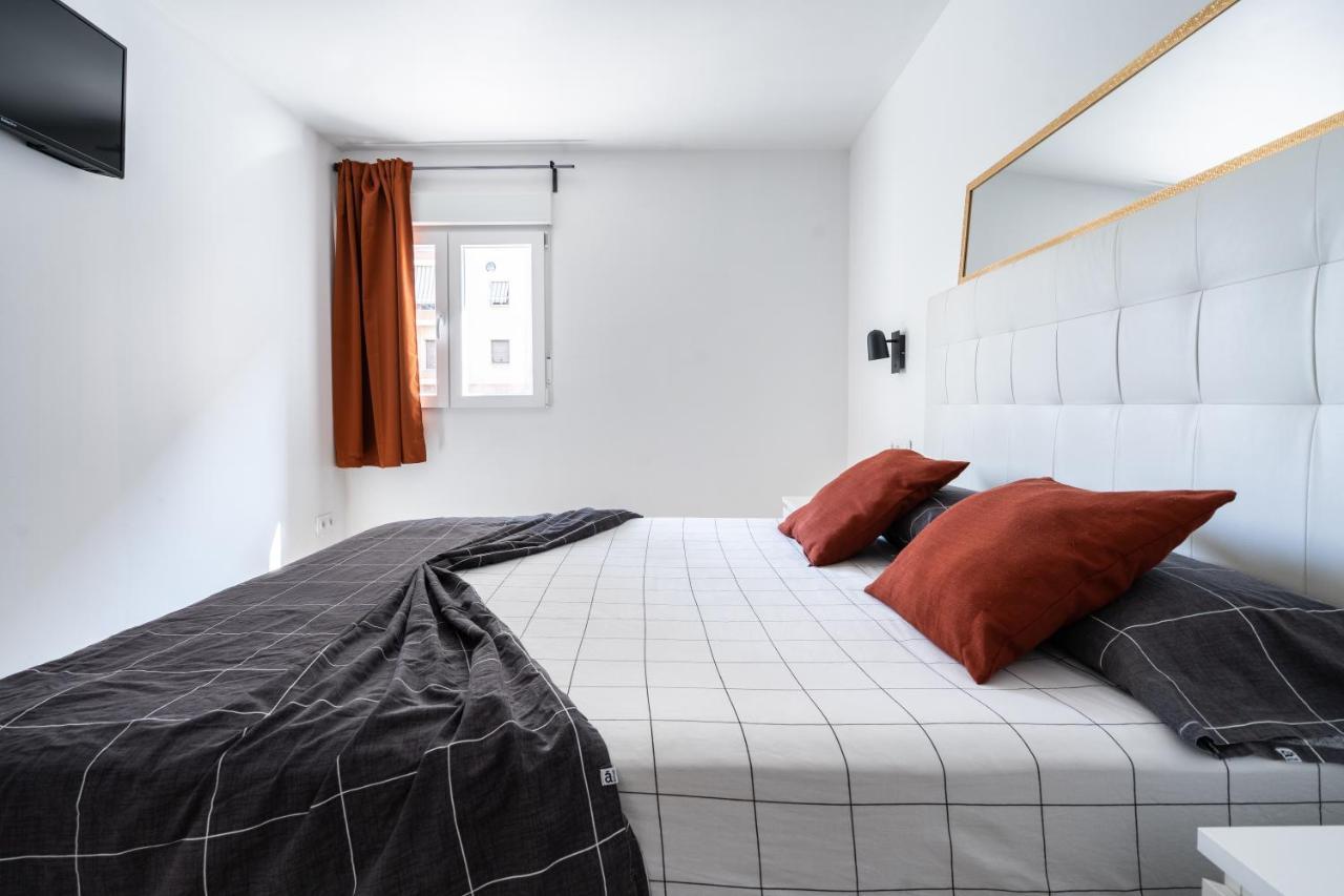 - Spacious Sanctuary In The Heart Of Valencia! - Bagian luar foto